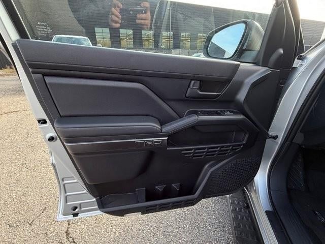 2025 Toyota 4Runner TRD Off Road 4WD (Natl)