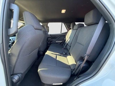 2025 Toyota 4Runner SR5 4WD (GS)