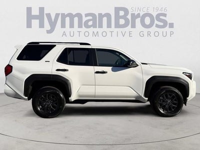 2025 Toyota 4Runner SR5 4WD (GS)