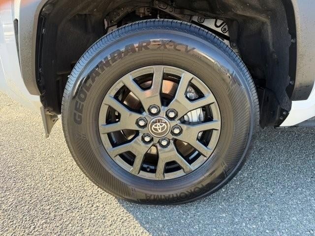 2025 Toyota 4Runner SR5 4WD (GS)