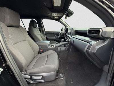 2025 Toyota 4Runner SR5 4WD (GS)