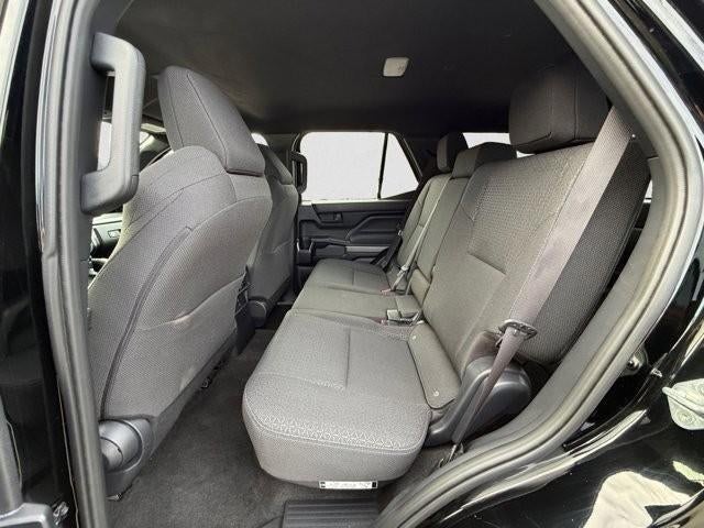 2025 Toyota 4Runner SR5 4WD (GS)