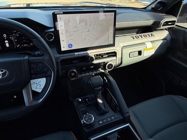 2025 Toyota 4Runner Hybrid Trailhunter 4WD (Natl)