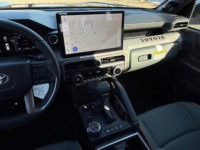 2025 Toyota 4Runner Hybrid Trailhunter 4WD (Natl)