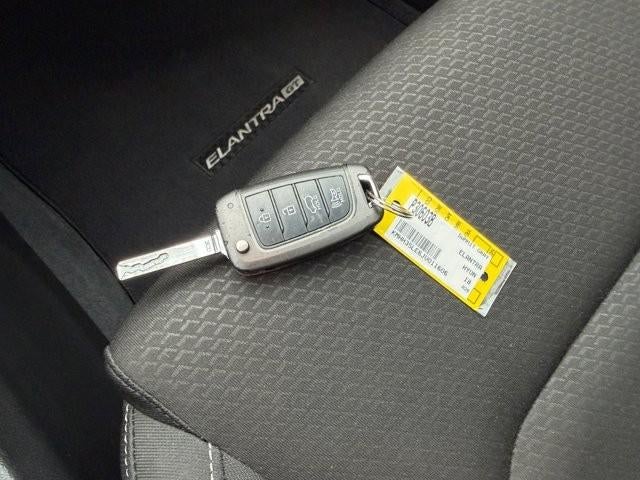 2018 Hyundai ELANTRA GT Auto