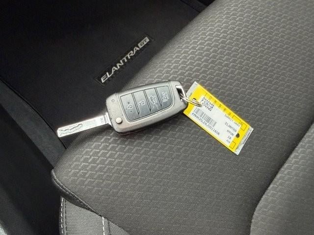 2018 Hyundai ELANTRA GT Auto