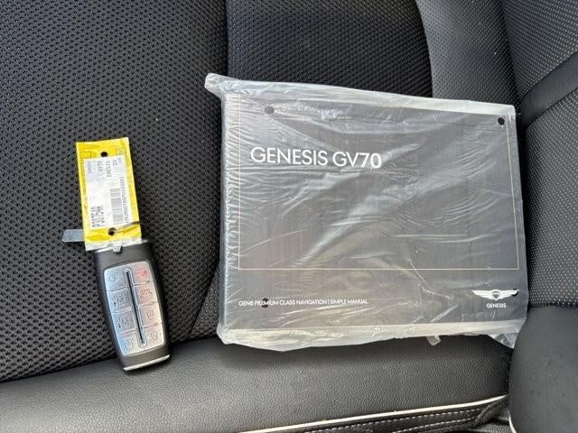 2023 Genesis GV70 2.5T AWD
