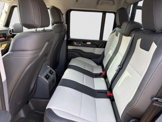 2025 INEOS Grenadier Quartermaster Fieldmaster Edition 4x4