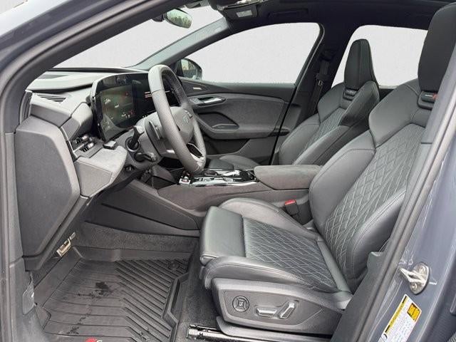 2025 Audi SQ6 e-tron Prestige quattro