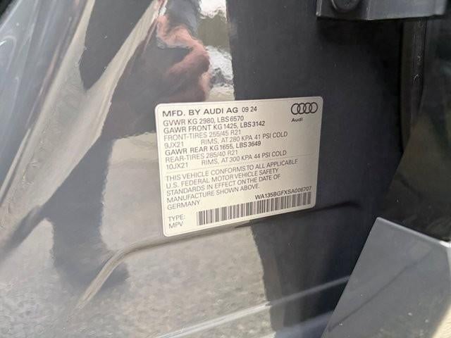 2025 Audi SQ6 e-tron Prestige quattro