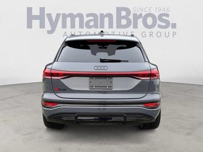 2025 Audi SQ6 e-tron Prestige quattro