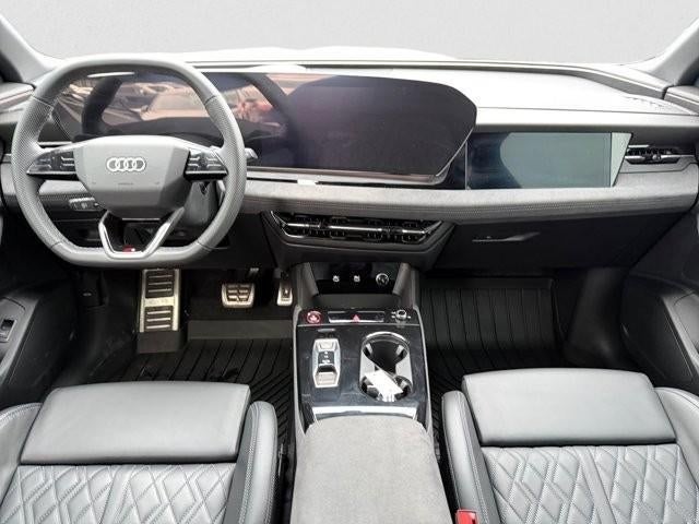2025 Audi SQ6 e-tron Prestige quattro
