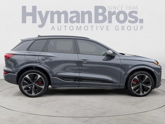 2025 Audi SQ6 e-tron Prestige quattro