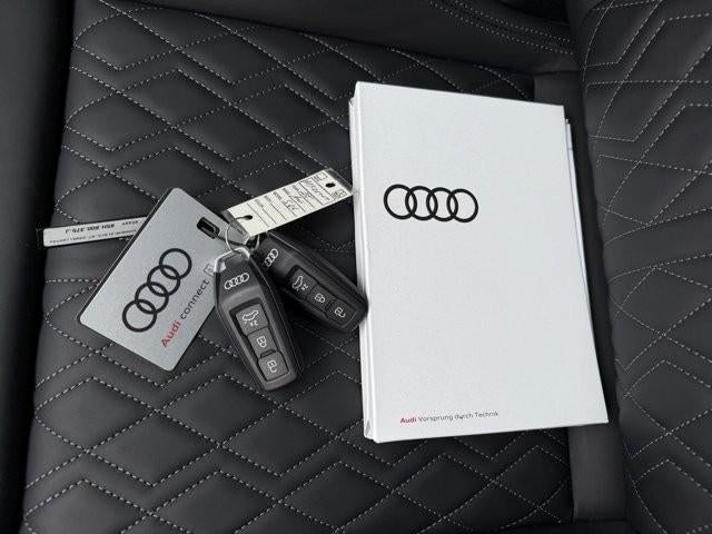 2025 Audi SQ6 e-tron Prestige quattro