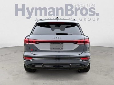 2025 Audi SQ6 e-tron Prestige quattro