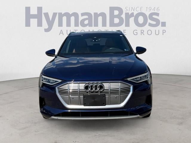 2022 Audi e-tron Premium quattro
