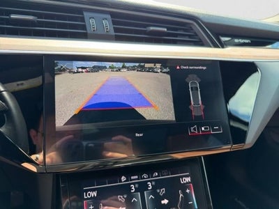 2022 Audi e-tron Premium quattro