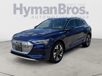 2022 Audi e-tron Premium quattro