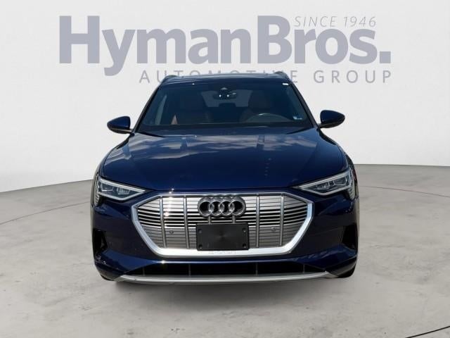 2022 Audi e-tron Premium quattro