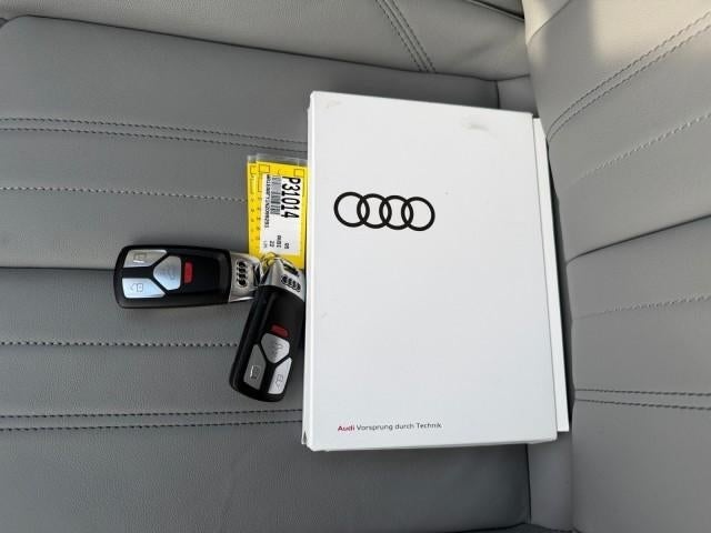 2022 Audi Q5 S line Premium Plus 45 TFSI quattro