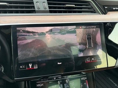 2023 Audi e-tron Premium Plus quattro