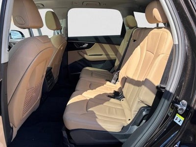 2023 Audi Q7 Premium Plus 45 TFSI quattro