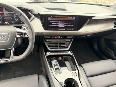 2023 Audi RS e-tron GT quattro