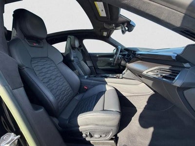 2022 Audi RS e-tron GT quattro