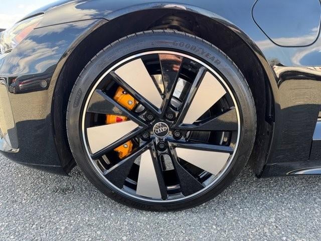 2022 Audi RS e-tron GT quattro