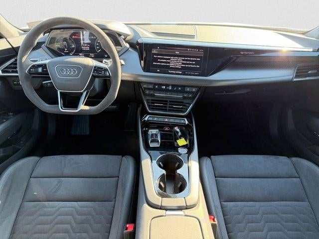 2023 Audi e-tron GT Premium Plus quattro