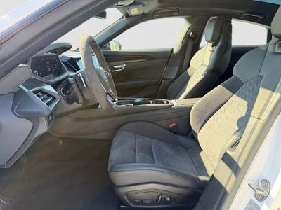 2023 Audi e-tron GT Premium Plus quattro