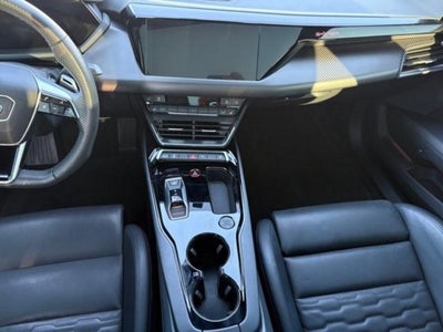 2024 Audi e-tron GT Premium Plus quattro