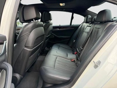 2023 BMW M550i xDrive Sedan