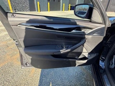 2022 BMW M550i xDrive Sedan