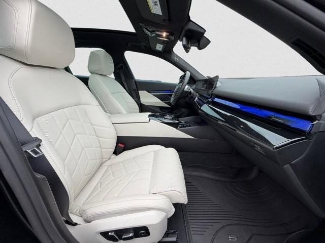 2024 BMW i5 M60 Sedan