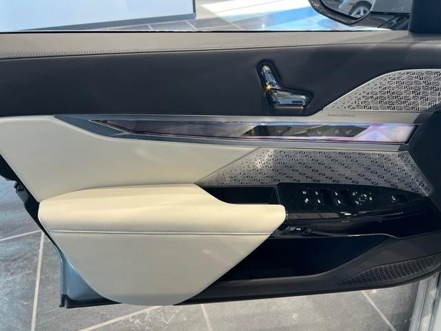 2023 BMW i7 xDrive60 Sedan