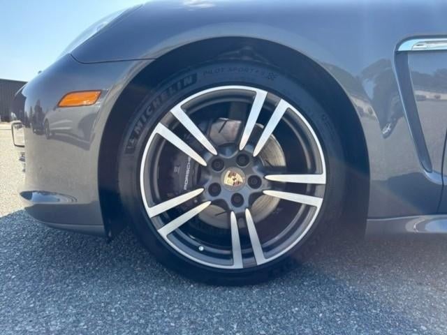 2013 Porsche Panamera 4dr HB 4