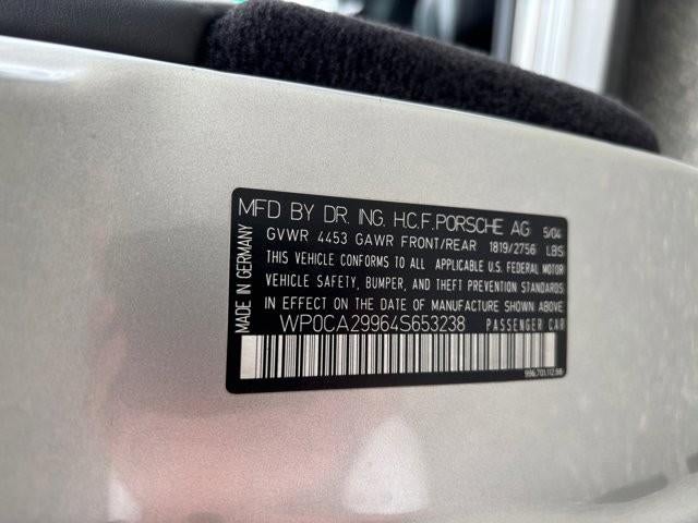 2004 Porsche 911 Carrera 4S