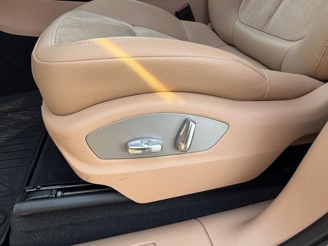 2021 Porsche Macan AWD