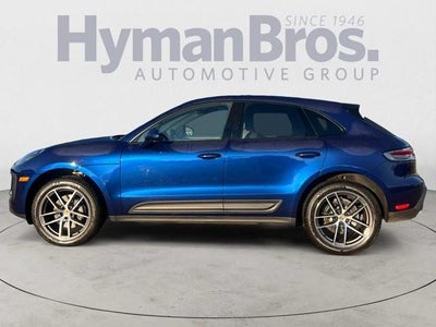 2023 Porsche Macan AWD