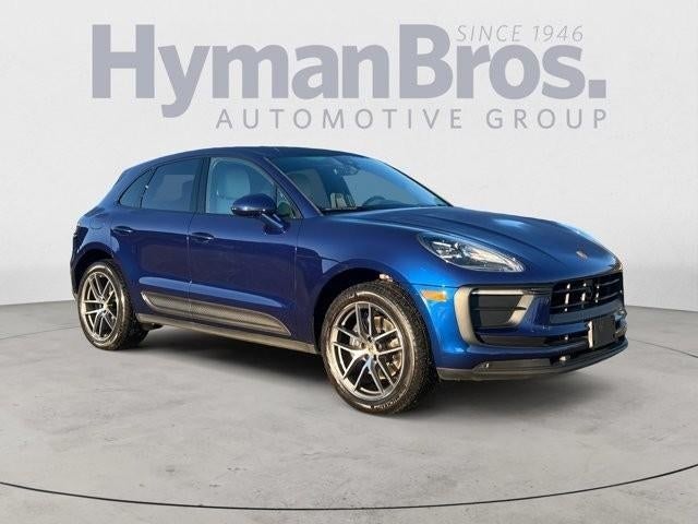 2023 Porsche Macan AWD