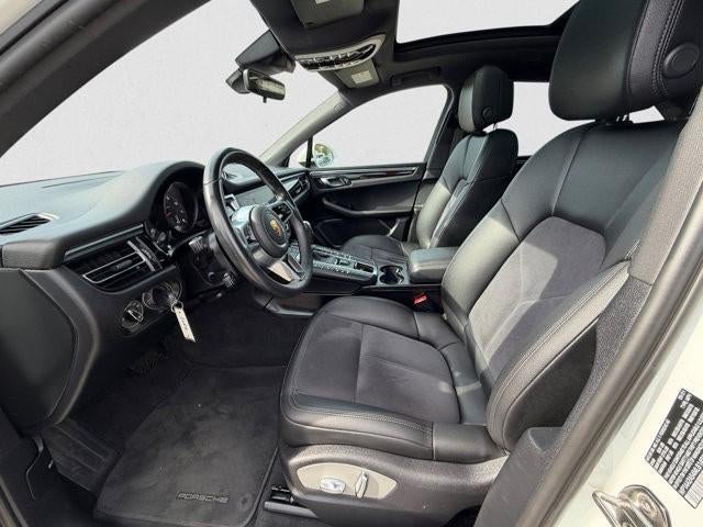 2021 Porsche Macan AWD