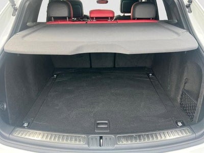 2022 Porsche Macan AWD