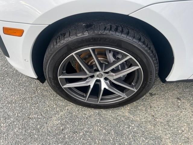 2022 Porsche Macan AWD