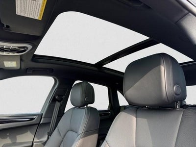 2023 Porsche Macan AWD