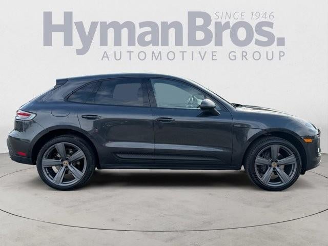 2023 Porsche Macan AWD