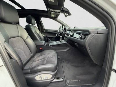 2021 Porsche Macan AWD