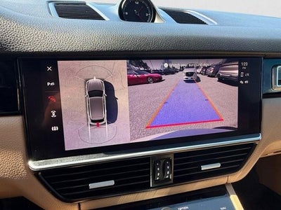 2022 Porsche Cayenne Platinum Edition AWD