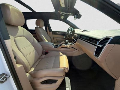 2022 Porsche Cayenne Platinum Edition AWD