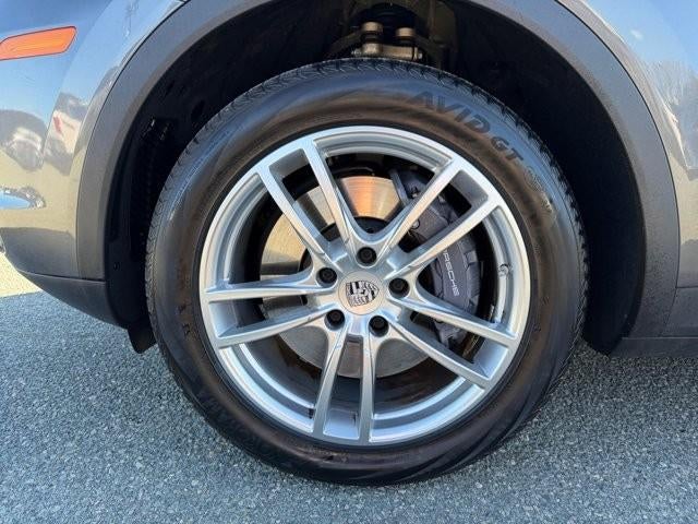 2022 Porsche Cayenne AWD